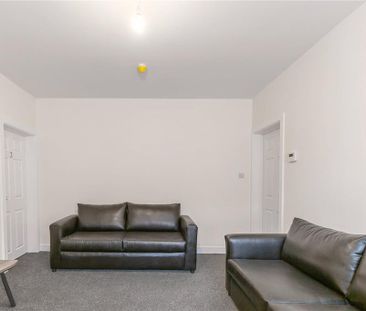 6 bedroom end of terrace house to rent - Photo 2