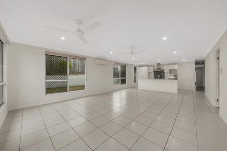 17 Sundowner Road - Photo 2