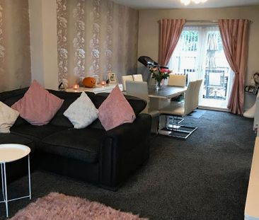 3 bedroom semi-detached house to rent - Photo 1