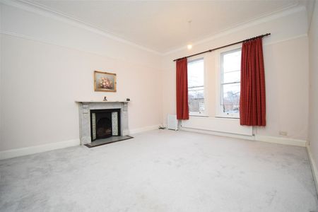 Cathedral Close, Wakefield - Photo 3