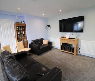 1 bedroom in a house share to rent - Photo 6