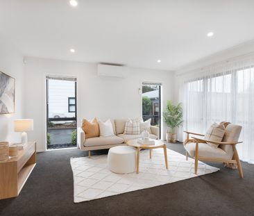 10 Okoutu Lane, Moera - Photo 2