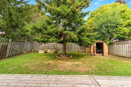 For Lease - 8 Oban Court Unit# upper level, Clarington, Ontario - Photo 5