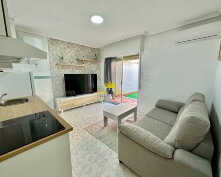 1 BEDROOM APARTMENT - TORREVIEJA CENTER - Photo 4