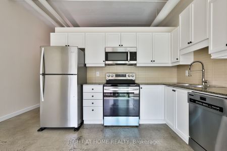 Network Lofts - Photo 2