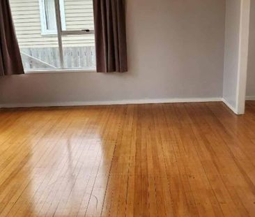 Easy living in a prime location - Photo 5