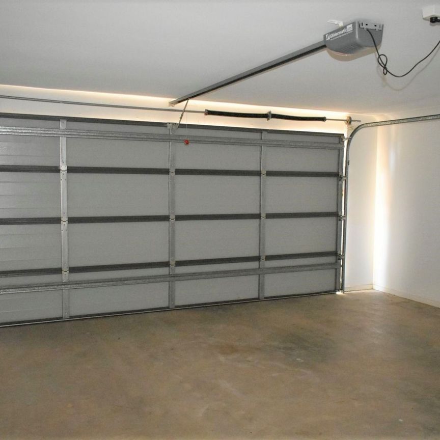 1/13 Moreton Drive, Rural View - Photo 1