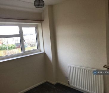 2 bedroom end of terrace house to rent - Photo 3