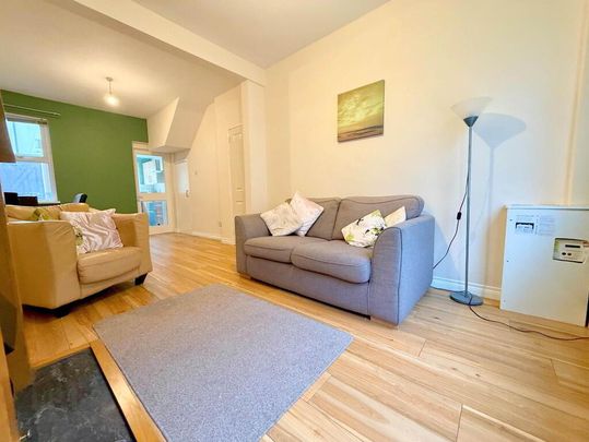 26 Carrington Street, Ravenhill Road, Belfast, BT6 8GF - Photo 1