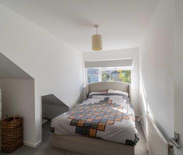 3 bedroom apartment to rent - Photo 4