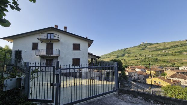 CASA AFFIANCATA INDIPENDENTE ILLASI - Photo 1