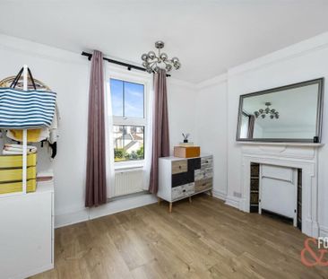 6 Bed Semi-Detached House, Sackville Road Up, BN3 - Photo 3