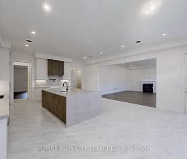 For Lease - 8 Saxby Farm Avenue, King, Ontario - Photo 6