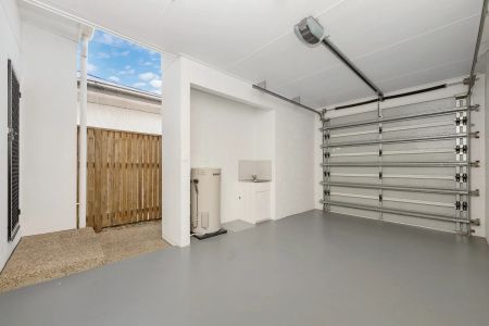 49 Holyoak Avenue, - Photo 4