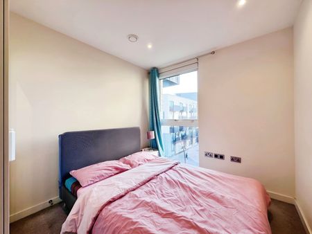 Burgess Springs, Chelmsford - Photo 4