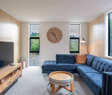 A One-of-a-Kind Lifestyle Home – Fully Furnished & Resort-Style Living - Photo 1