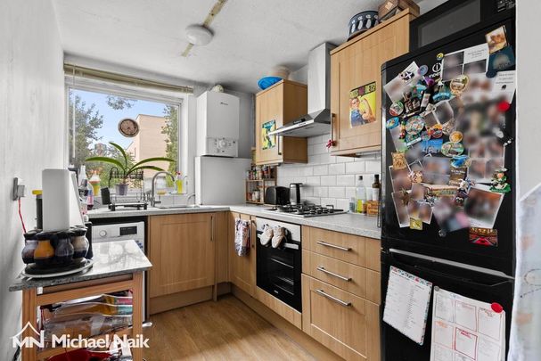 2 bedroom flat to rent - Photo 1