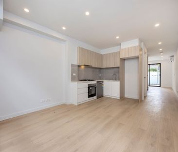 Modern For Easy Living In Boronia - Photo 4