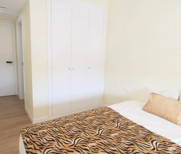 Rooms for rent in 4-bedroom apartment in Alfara Del Patriarca - Photo 6
