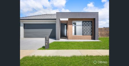 Lovely home on a corner block! - Photo 5