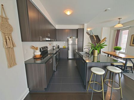 For Lease - 14 Temple Manor Road, Brampton, Ontario - Photo 4