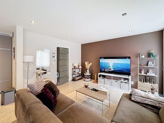 Appartement te huur - Photo 1