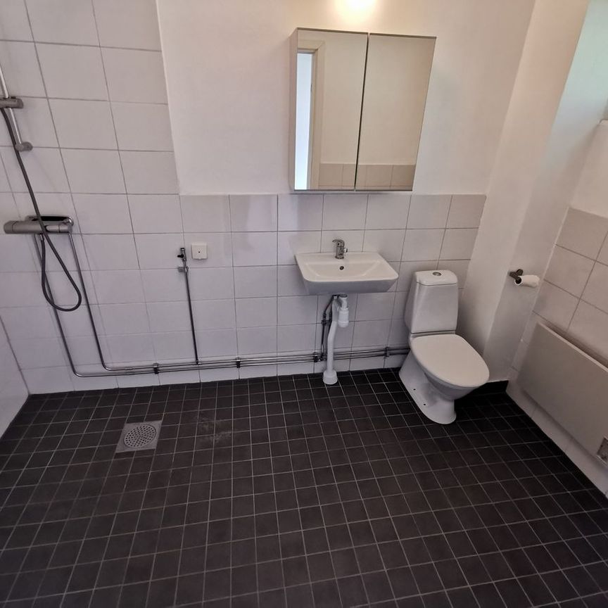 Vallvägen 23 - Foto 1