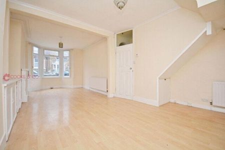 3 bedroom house to rent - Photo 2