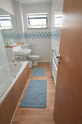 Room in a Shared House, Burgos Grove, SE10 - Photo 1