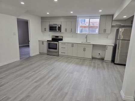 For Lease - 19 Stonecrest Boulevard, Quinte West, Ontario - Photo 5