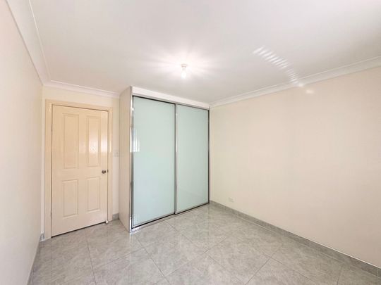 Modern&comma; Three Bedroom Granny Flat&excl;&excl; - Photo 1