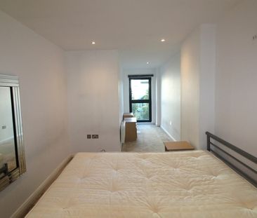 208/1 Brewery Wharf, LS10 - Photo 5