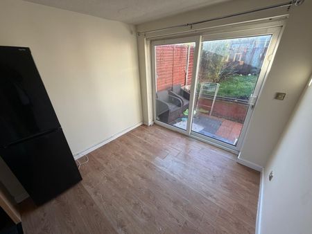 Cherwell Drive, Birmingham - Photo 3