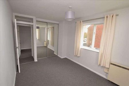 Brooklands Walk, Chelmsford, CM2 - Photo 4