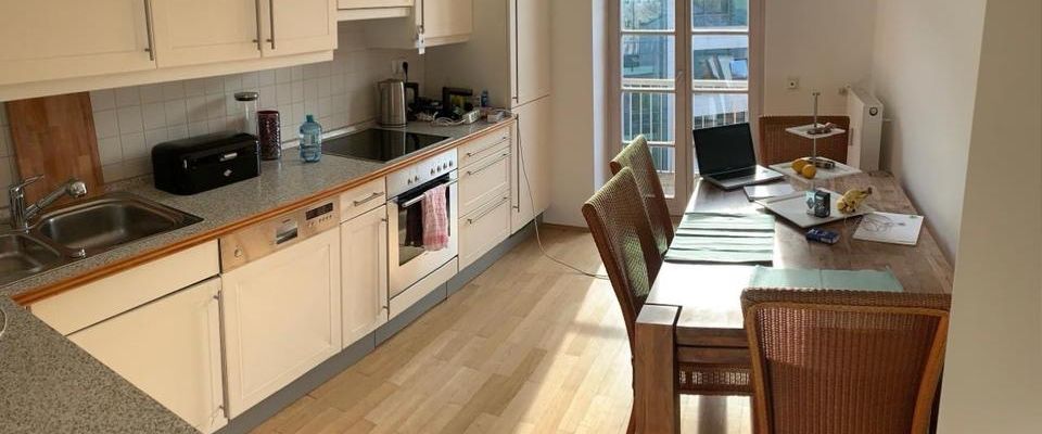1 Zimmer möbliert plus Wohnküche und Bad in München Lehel - Foto 1
