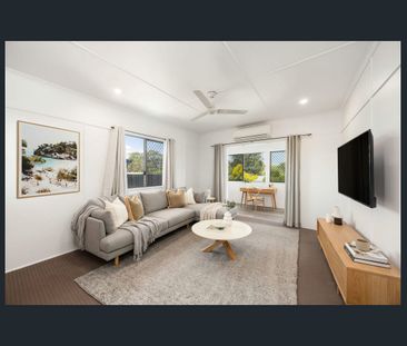 Just Perfect, Very Neat and Tidy Home With Sheds - Photo 3