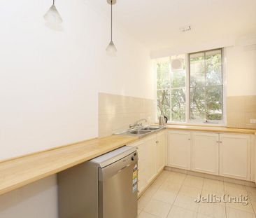 5/6 Rockley Road, South Yarra - Photo 6