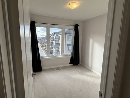 For Lease - 585 Colborne Street Unit# 1114, Brantford, Ontario - Photo 4