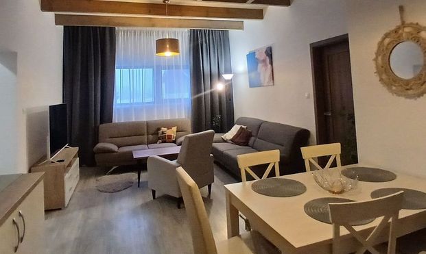 Na prenájom 3 izbový zariadený byt s balkónom, 74 m2, Mengusovce - Photo 1