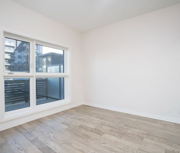 For Lease - 102 Grovewood Common Unit# 133, Oakville, Ontario - Photo 2