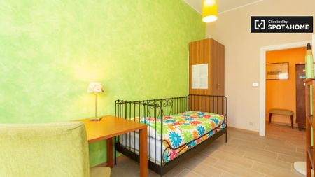 milan, Lombardy 20144 - Photo 3