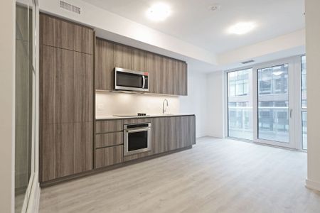 15 Richardson St #927 - Photo 4