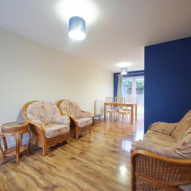 3 Bedroom Semi Detached To Let - Photo 1