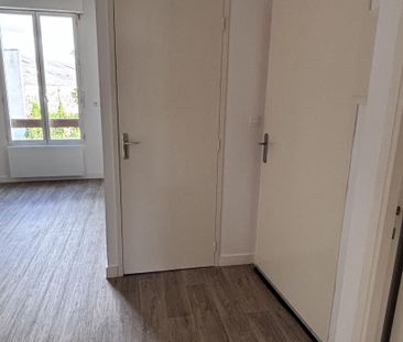 Location Appartement 2 pièces 39m² - Photo 6