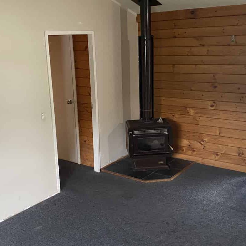 4 Bedroom House Available Now in Totara Heights (Water included in Rent) - Photo 1