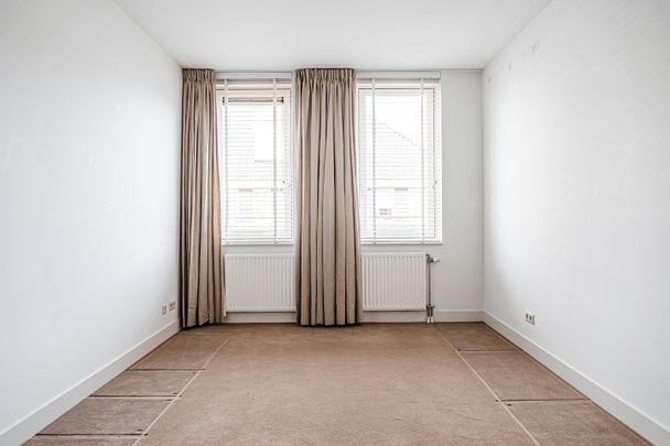 Ooievaarlaan 2, Dichters- en Vogelbuurt, 2106DC, Heemstede - Photo 1