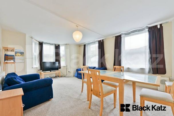 Superbly located larger than average period conversion - Photo 1