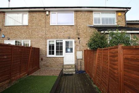 New Park Way, Farsley, Pudsey, LS28 - Photo 3