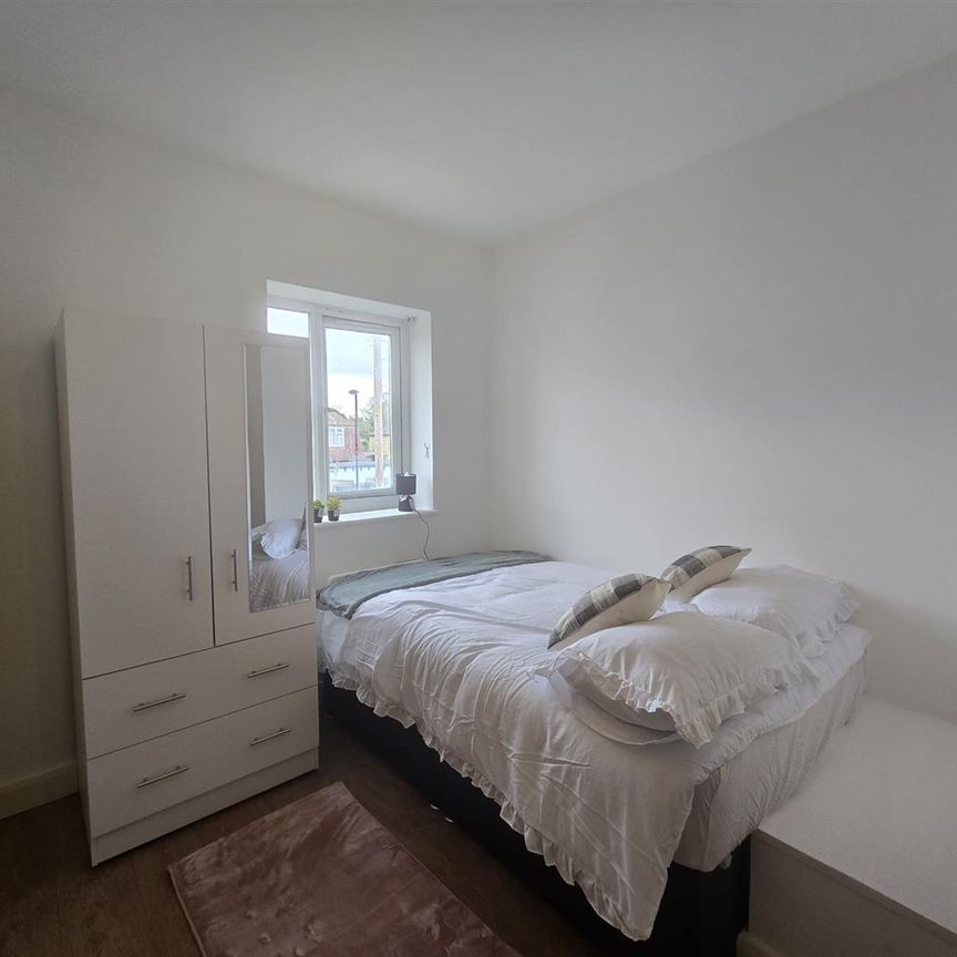 Athelney Street, London SE6 - Photo 1