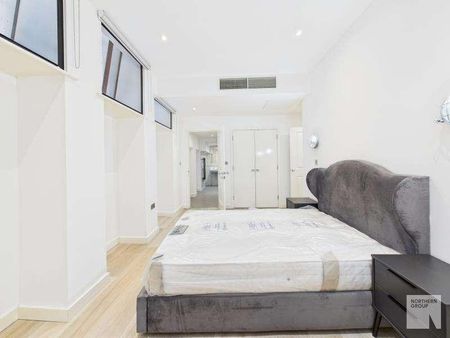 :: Gramercy House, M1 - Photo 4